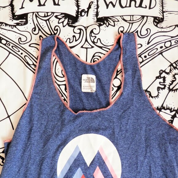 ✨North Face || Racerback Mountain Athletics Fitness Tank - Picture 5 of 10